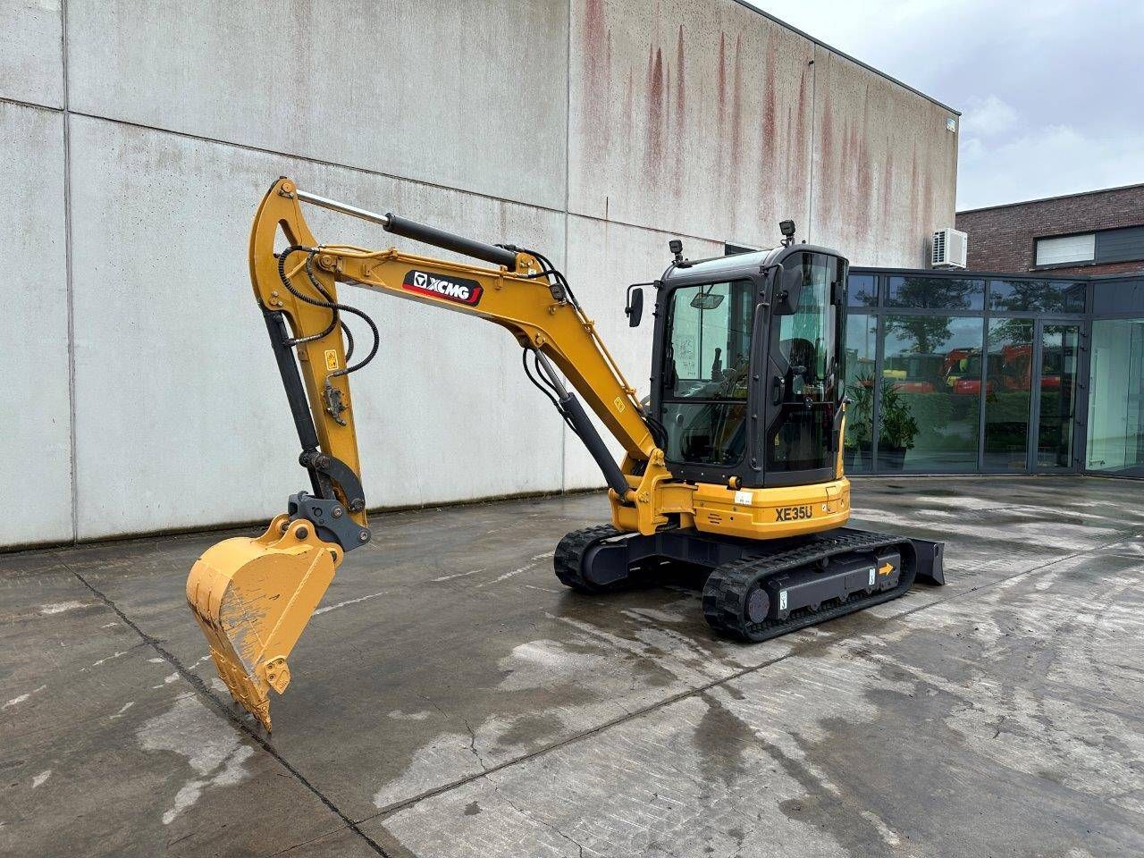 Crawler excavator XCMG XE35U Diesel