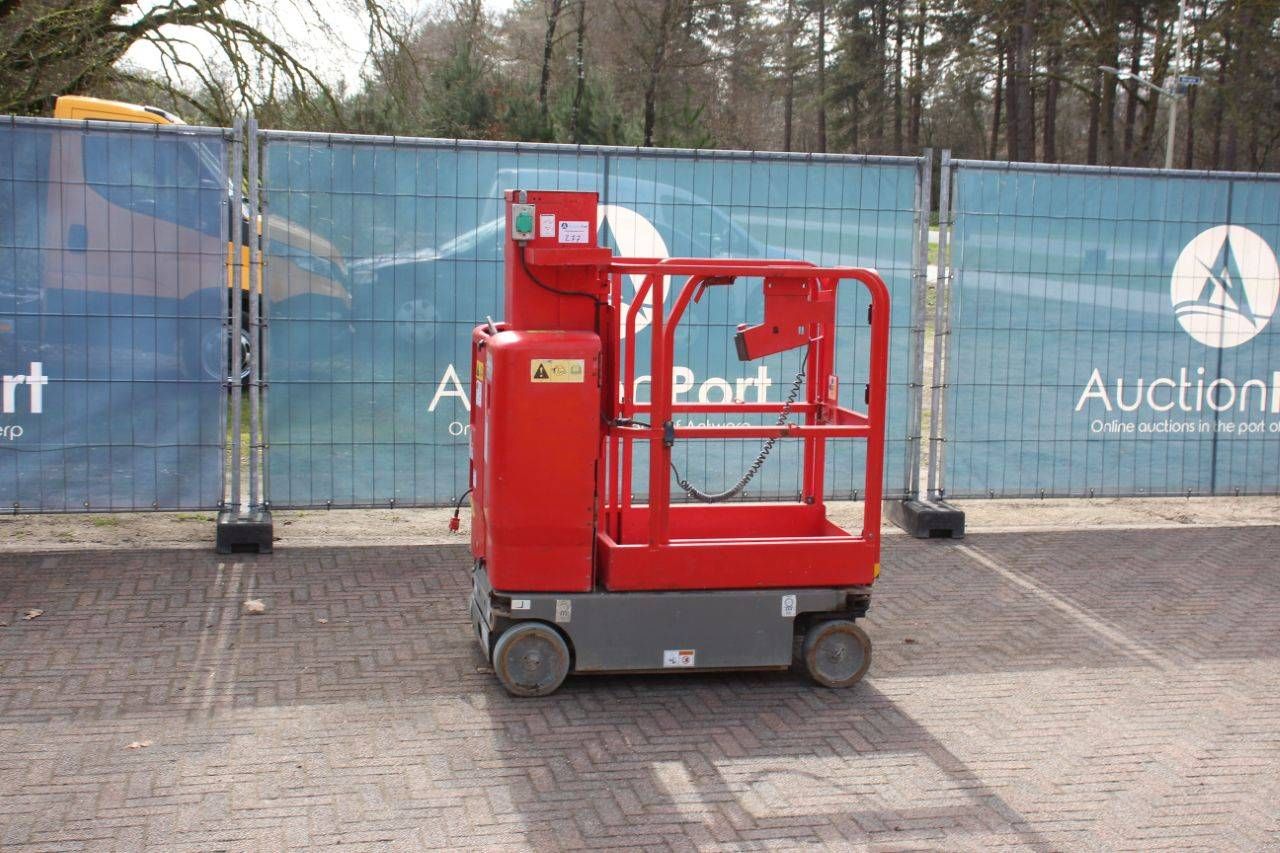 Terex Genie GRC-12 Electric Mast Lift 2014