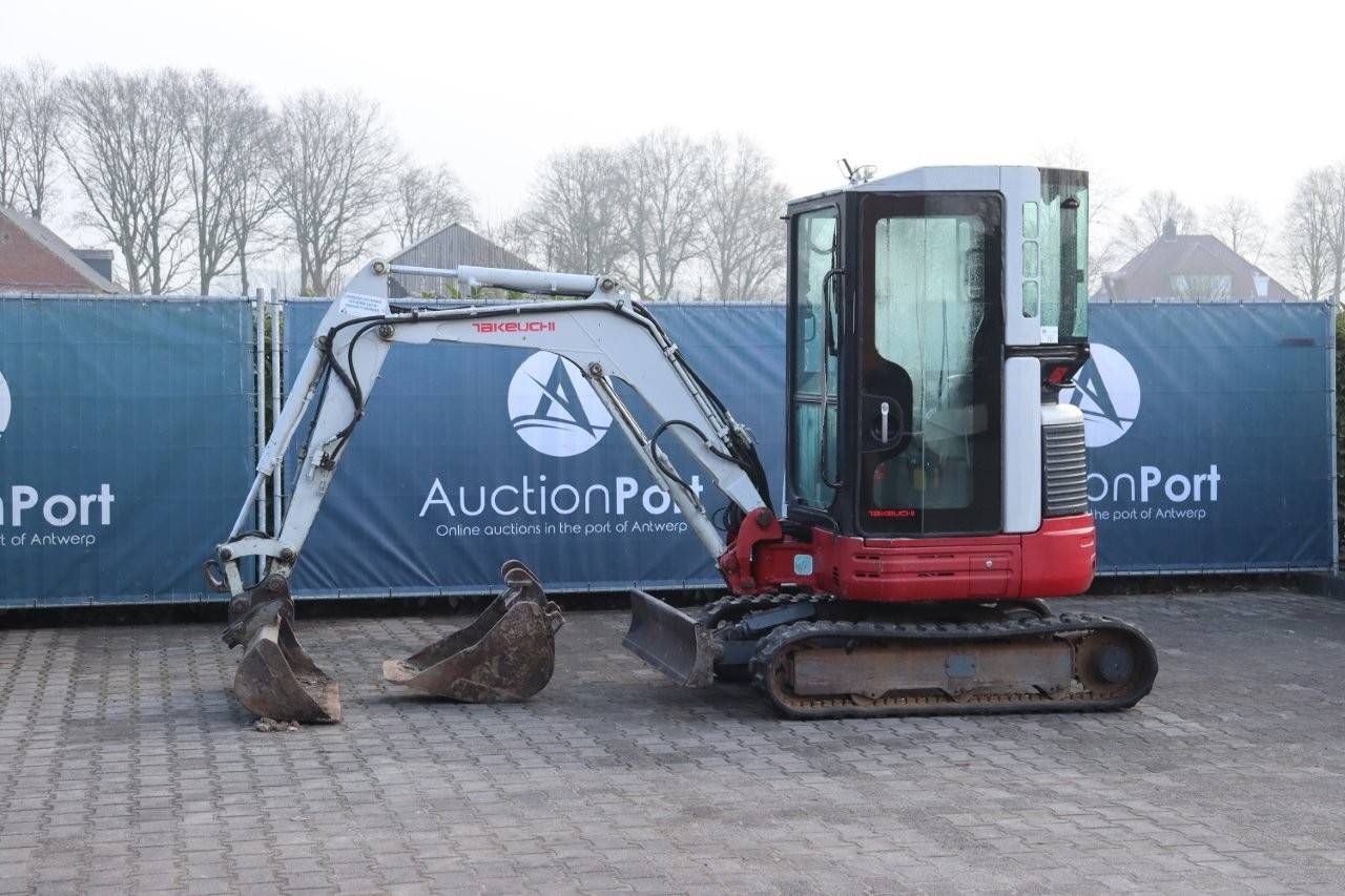 Crawler excavator Takeuchi TB23R Diesel 2006