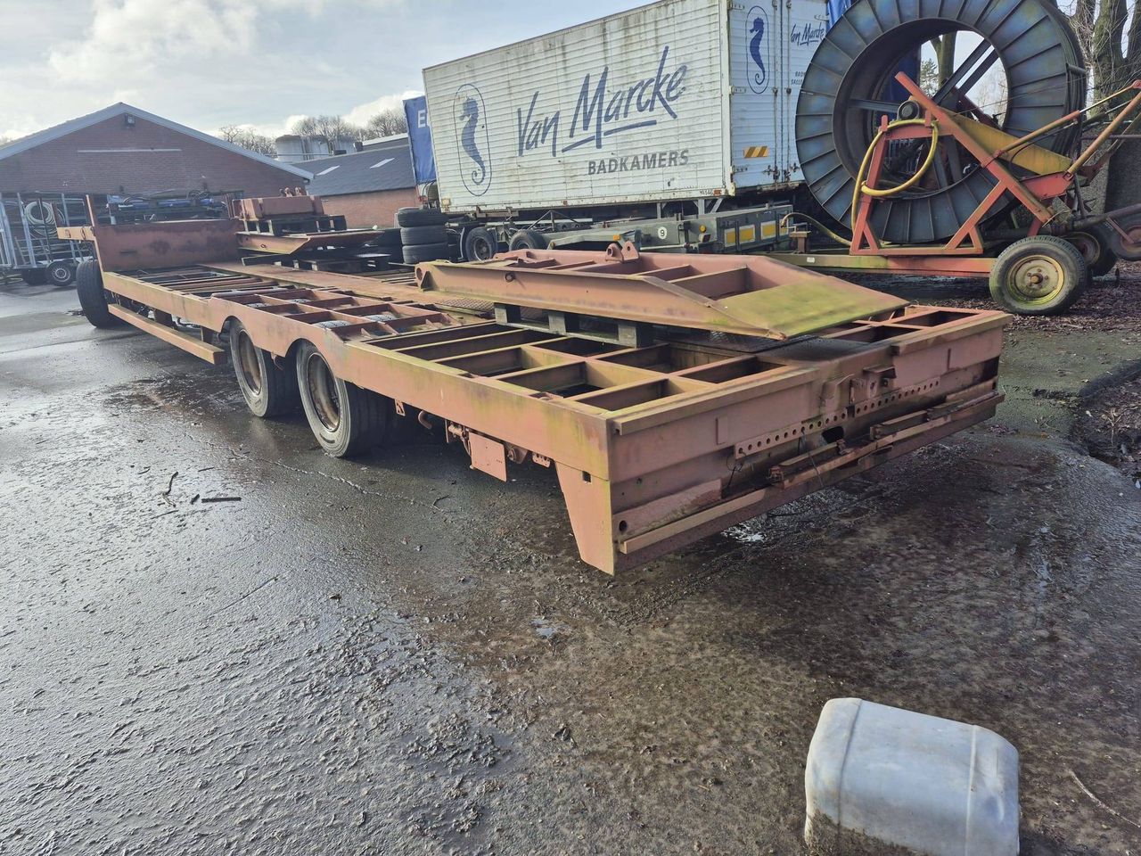Low loader Nooteboom