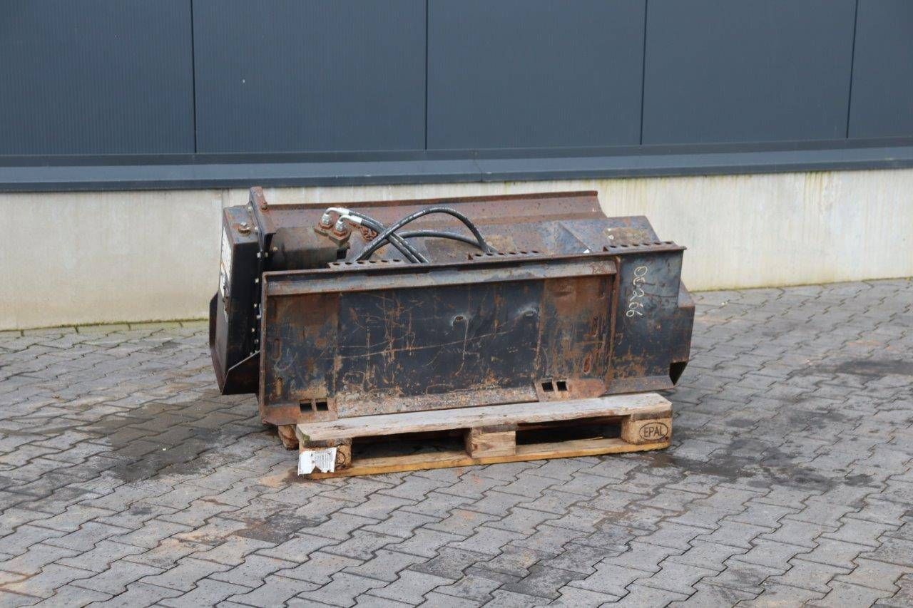 Tiller Bobcat Triller