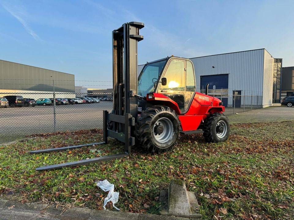 Chariot élévateur tout terrain Manitou M50-4 Diesel 5000kg