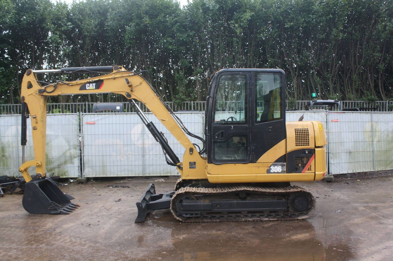 Rupsgraafmachine Caterpillar 306 Diesel 2012