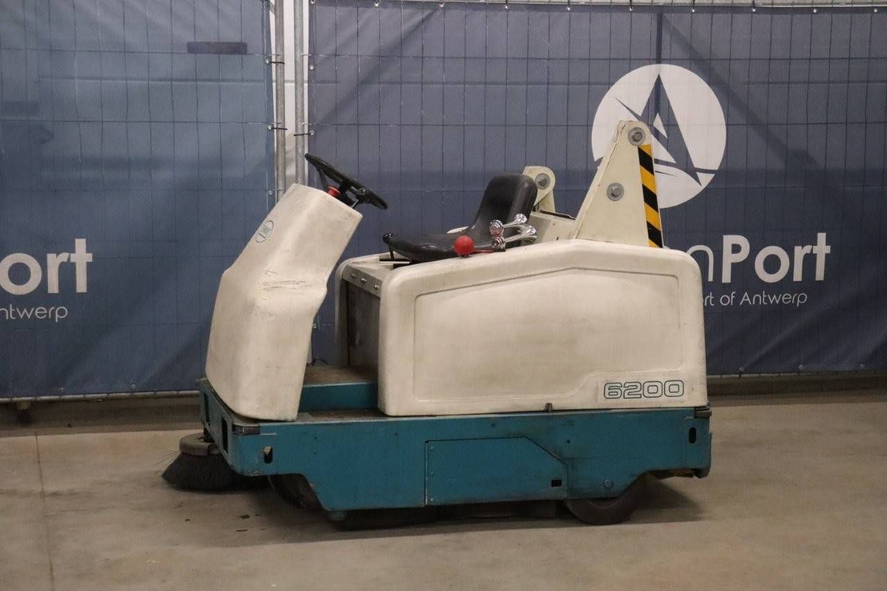 Sweeper Tennant 6200 Electric 2000