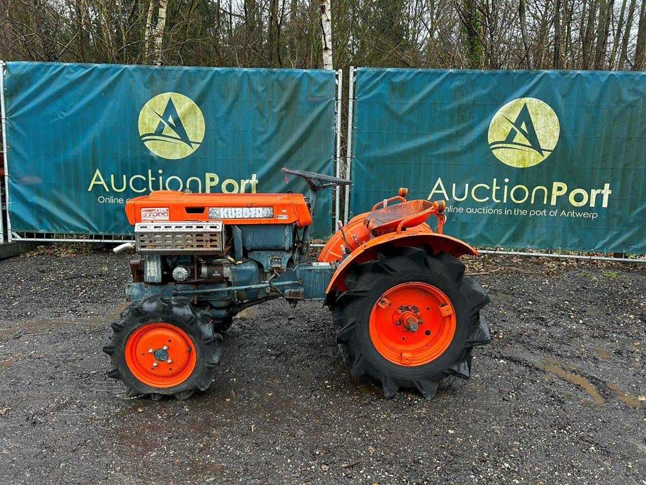 Mini tractor Kubota B7000 Diesel 12hp