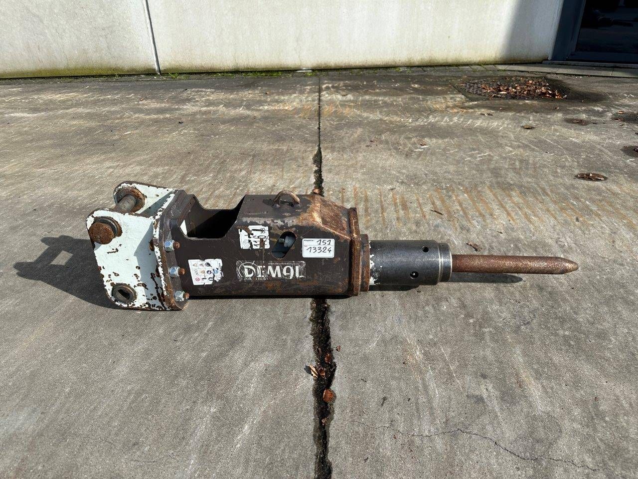 Demolition hammer Demal SK72 with chisel