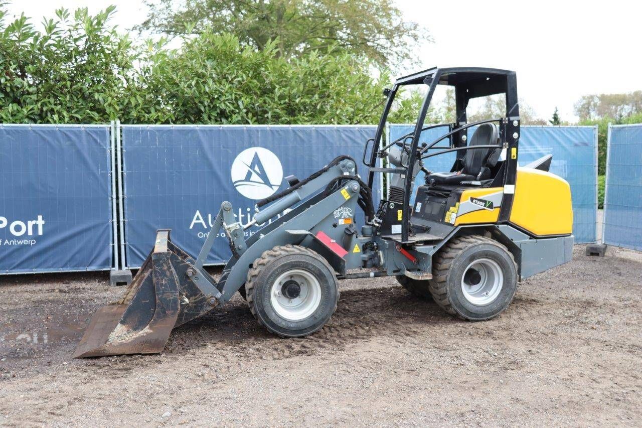 Wheel loader Giant G2700 X-TRA Diesel 2021