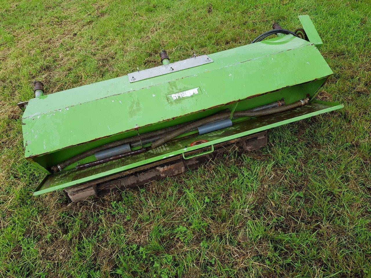 Row spreader Basrijs