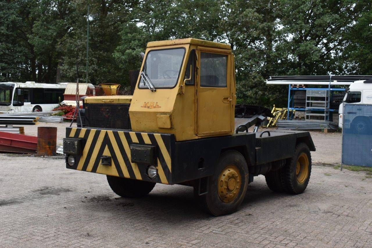 Terminal Tractor Mol STB250/22 Diesel