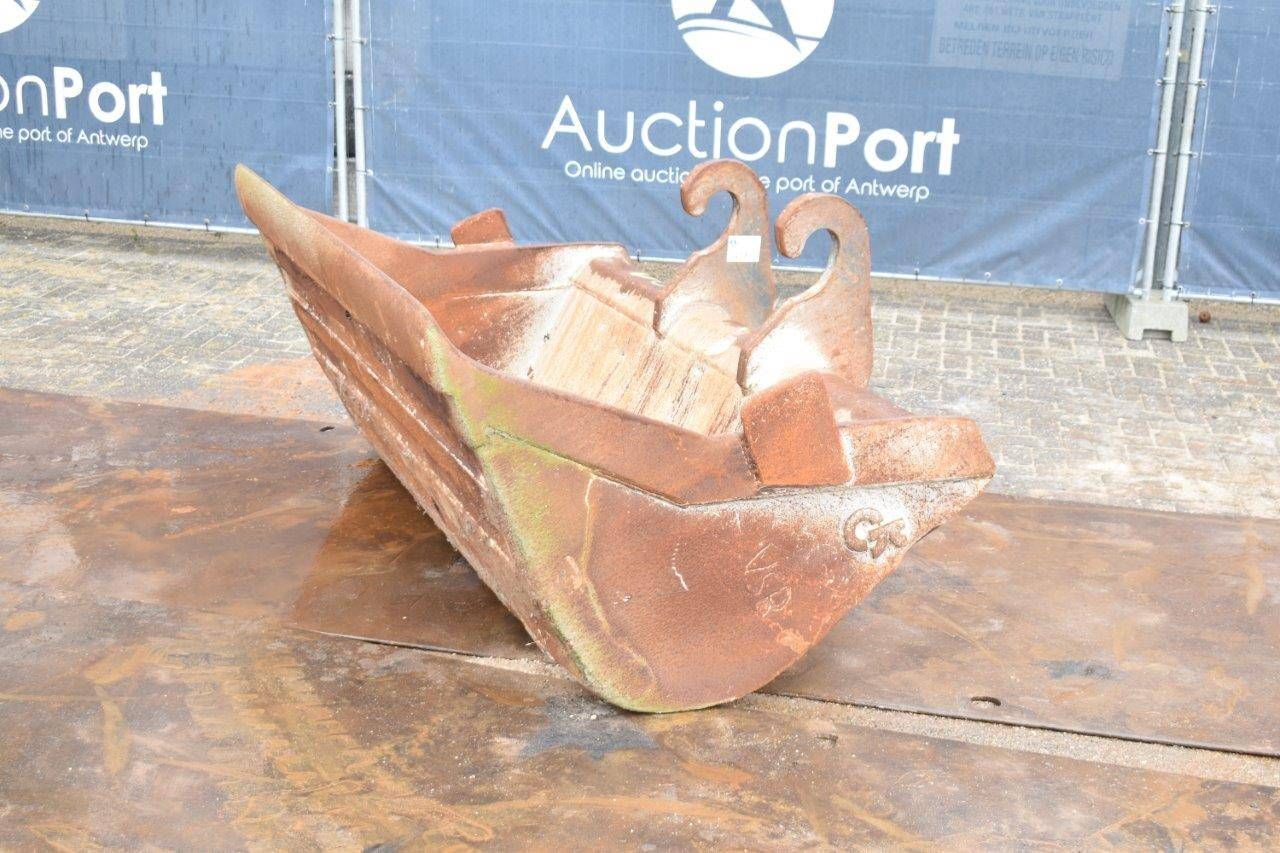 Digger bucket