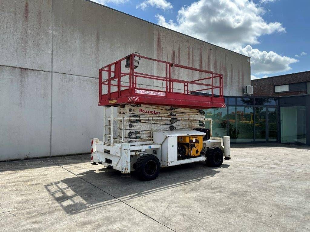 Scissor lift Holland Lift Combistar B-195DL25-4WD Diesel 19.5m