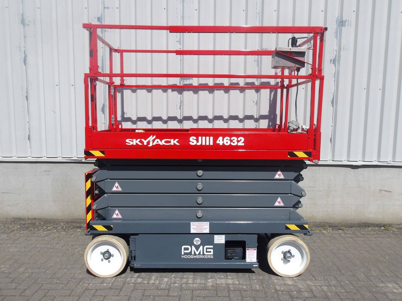 Scissor Lift SkyJack SJ4632 Electric 11.75m 2016