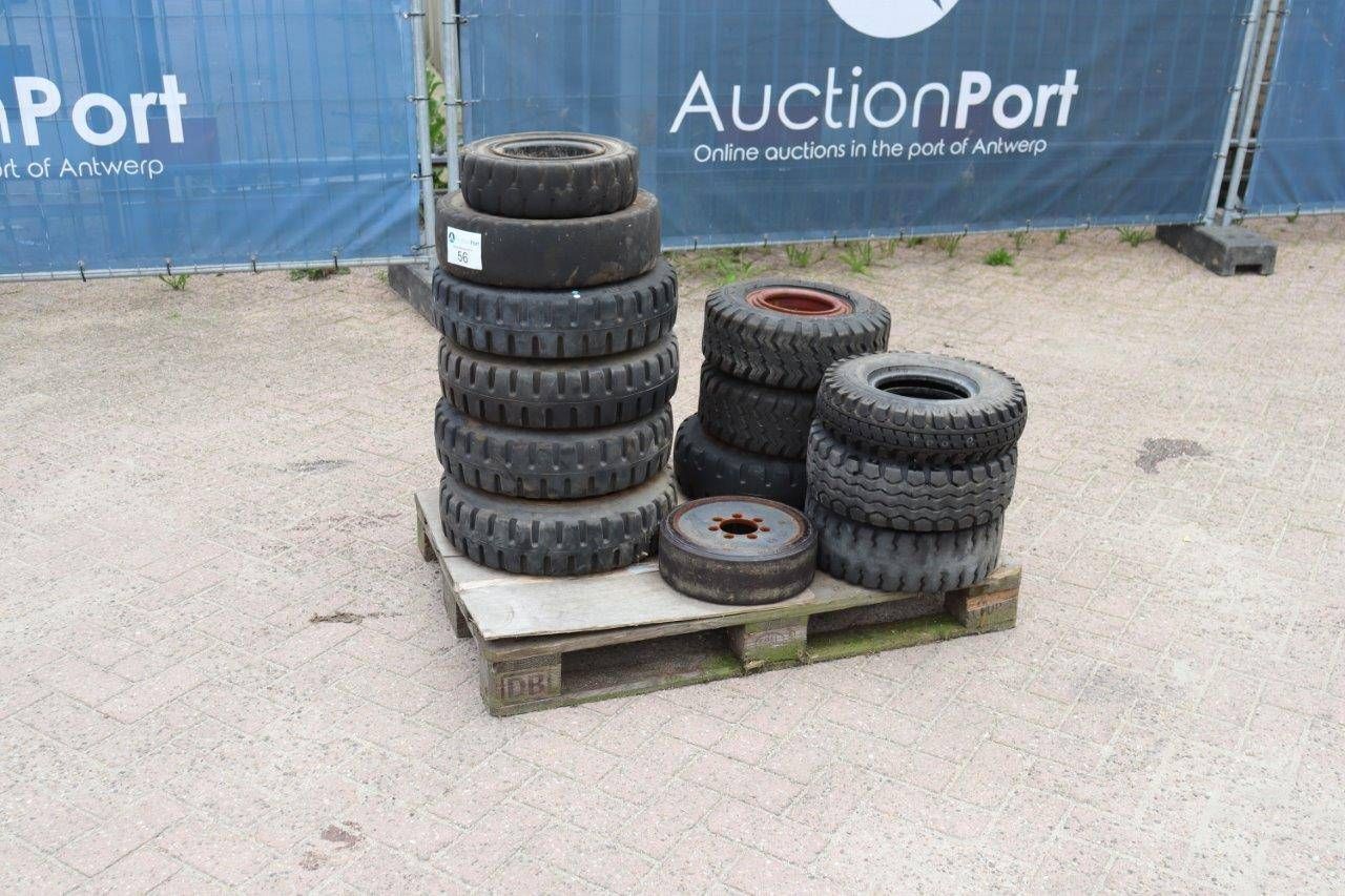 Batch of various tires