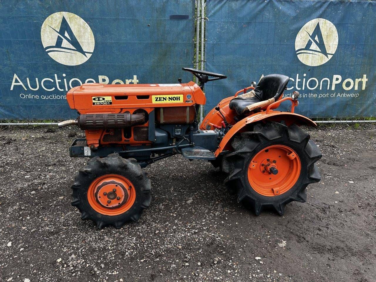 Mini tractor Kubota B7001 Diesel