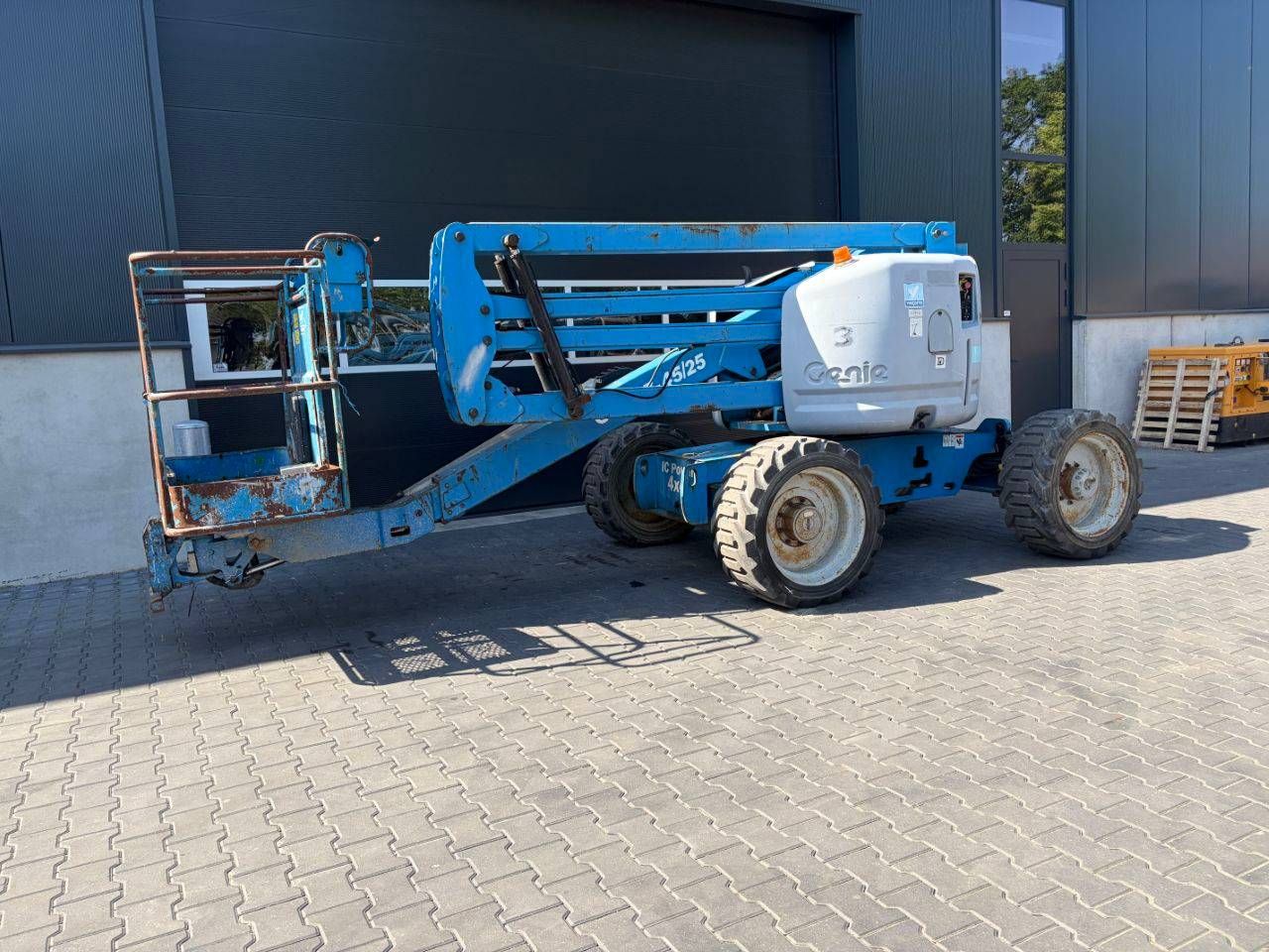 Articulating boom lift Genie Z-45/25 Diesel 227kg 15.9m 2005