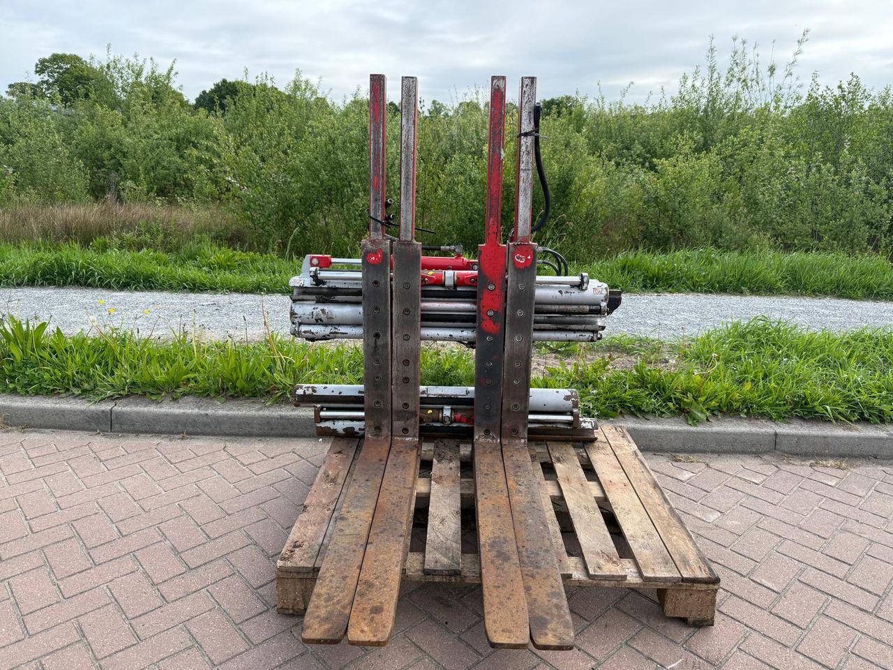 Fork positioner Kaup DPK 30 CS 2500kg