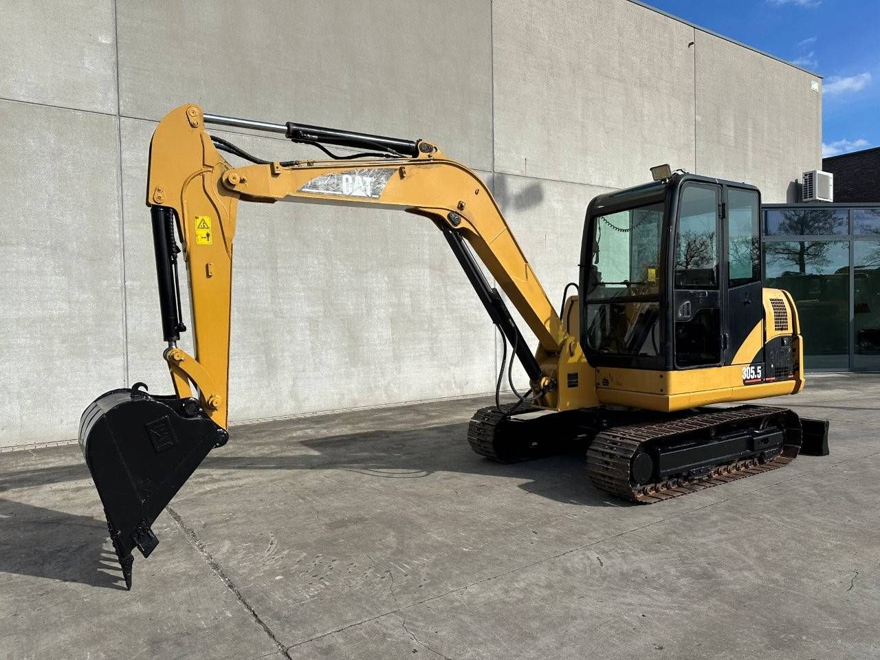 Midi excavator Caterpillar 305.5 Diesel 2013