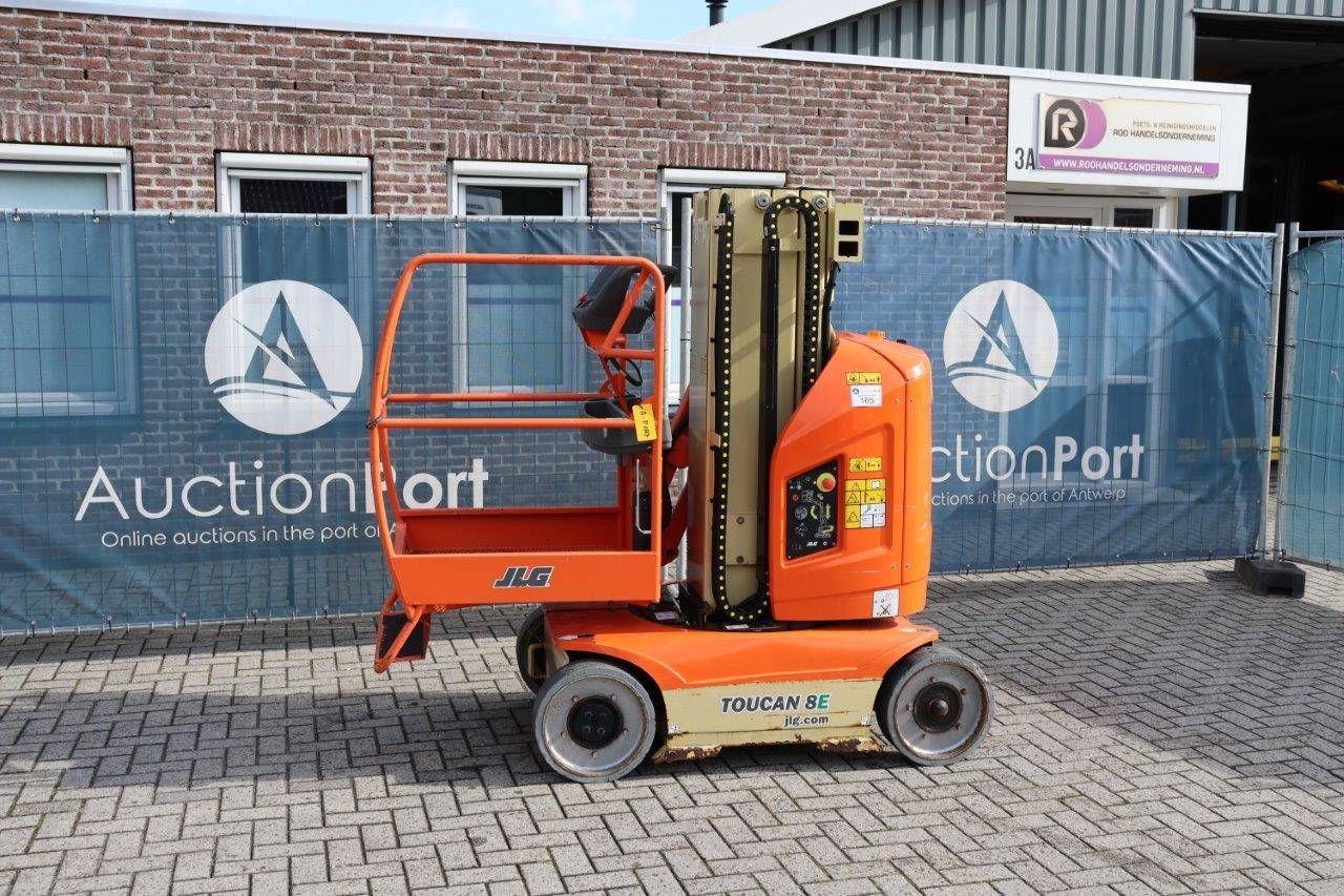 Mast lift JLG TOUCAN 8E Electric 2012