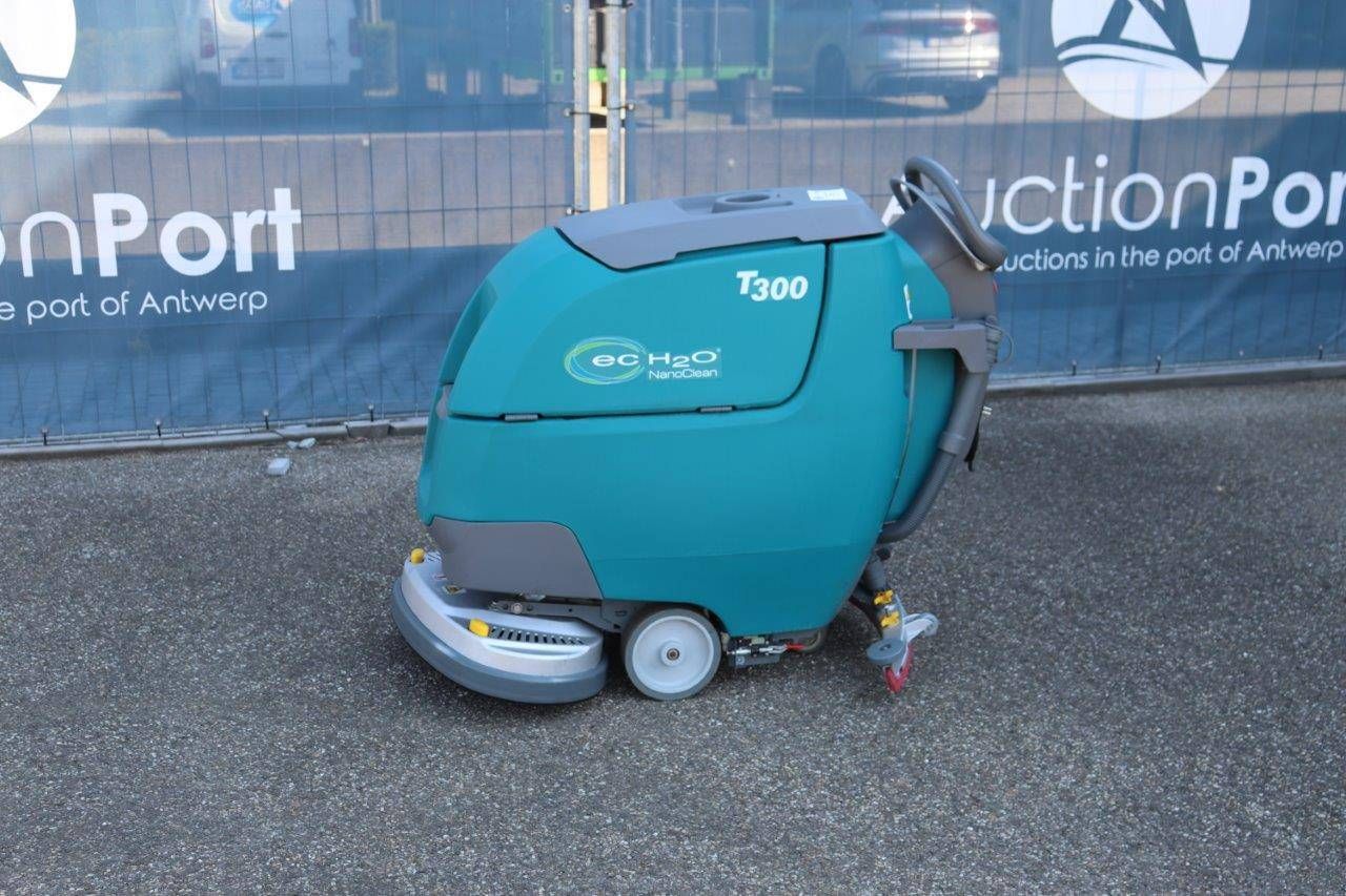 Scrubbing machine Tennant T300 Electric 2018