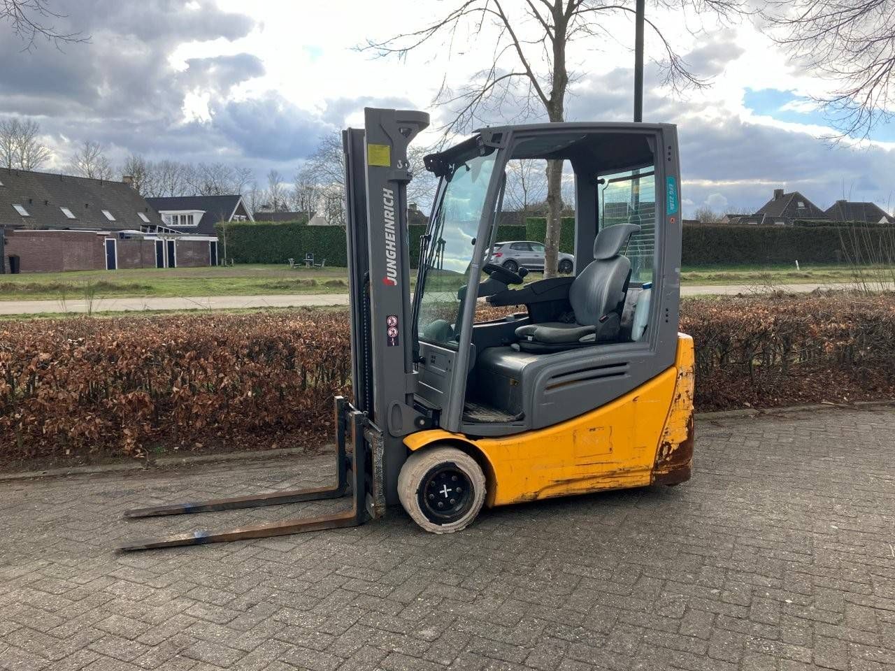 Jungheinrich EFG128k Electric Forklift 1800kg 3.1m 2017
