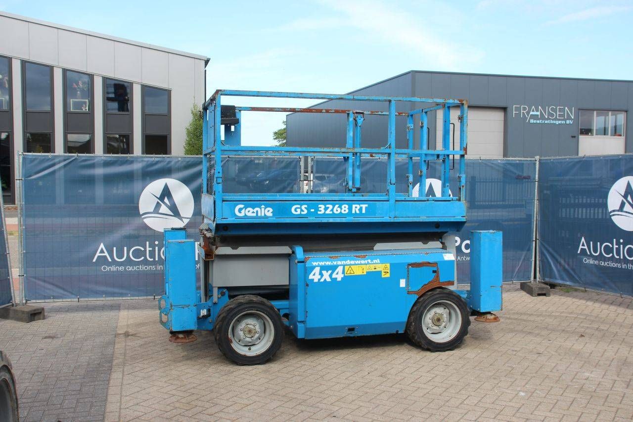 Scissor Lift Genie GS3268RT Diesel 12m 2007
