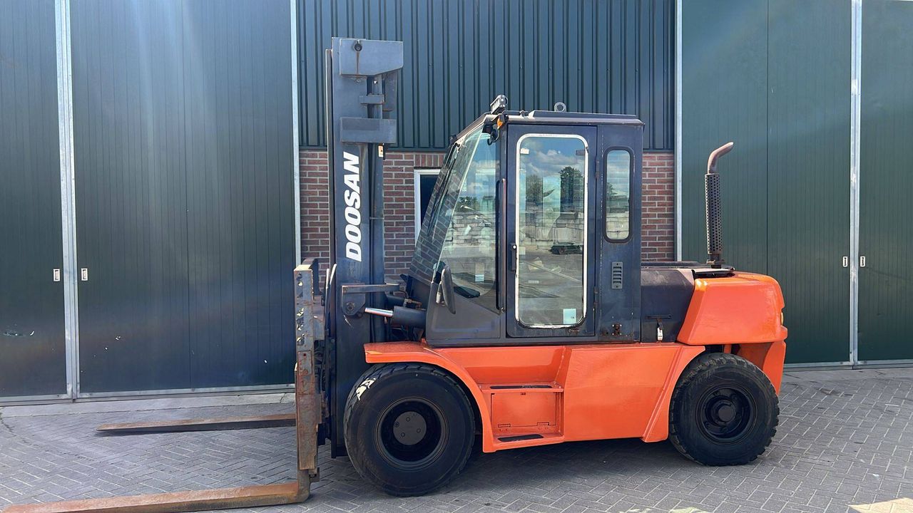 Forklift Doosan D70-S Diesel 7000kg