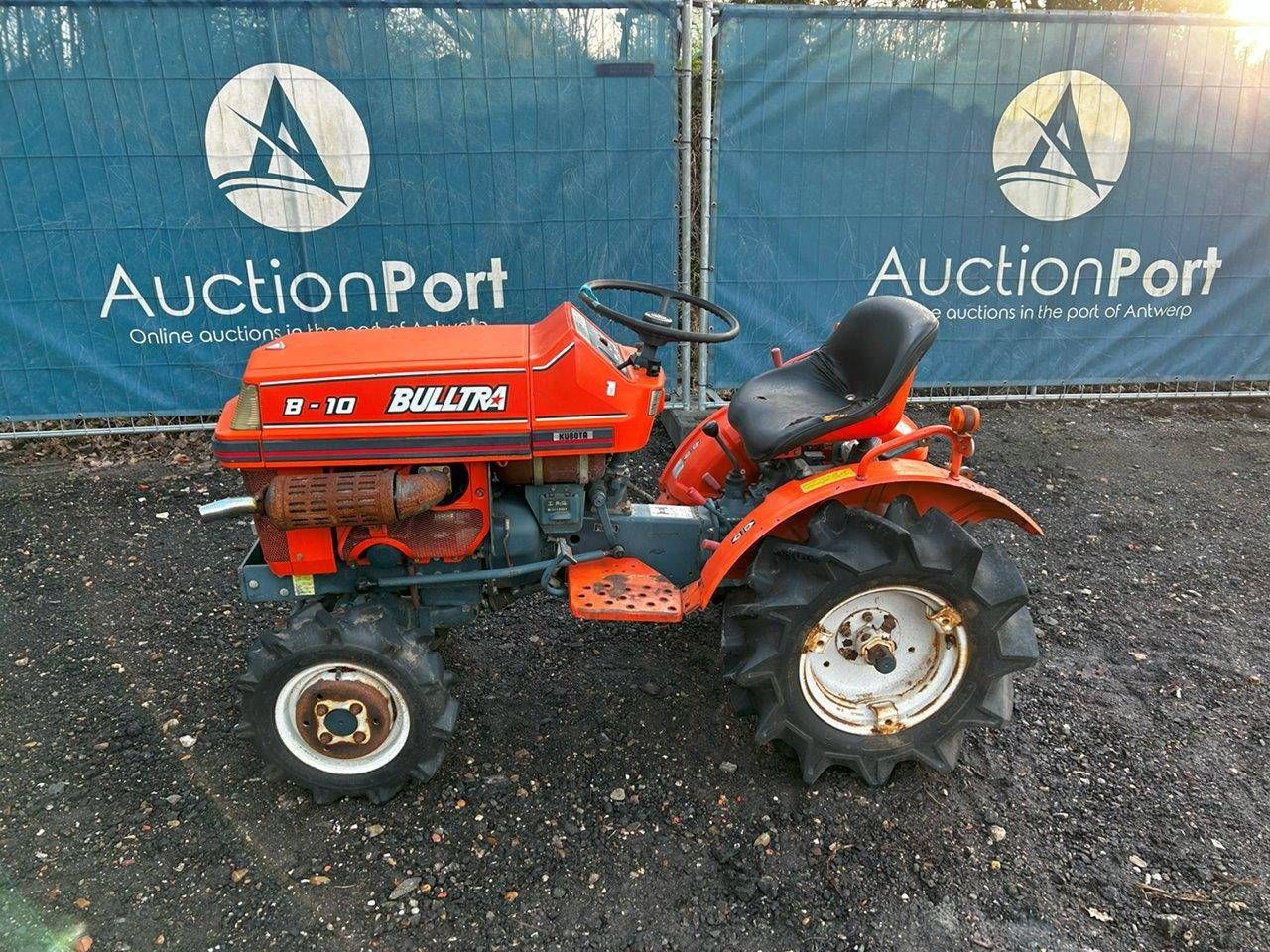 Mini tractor Kubota B1-10 Diesel 10hp