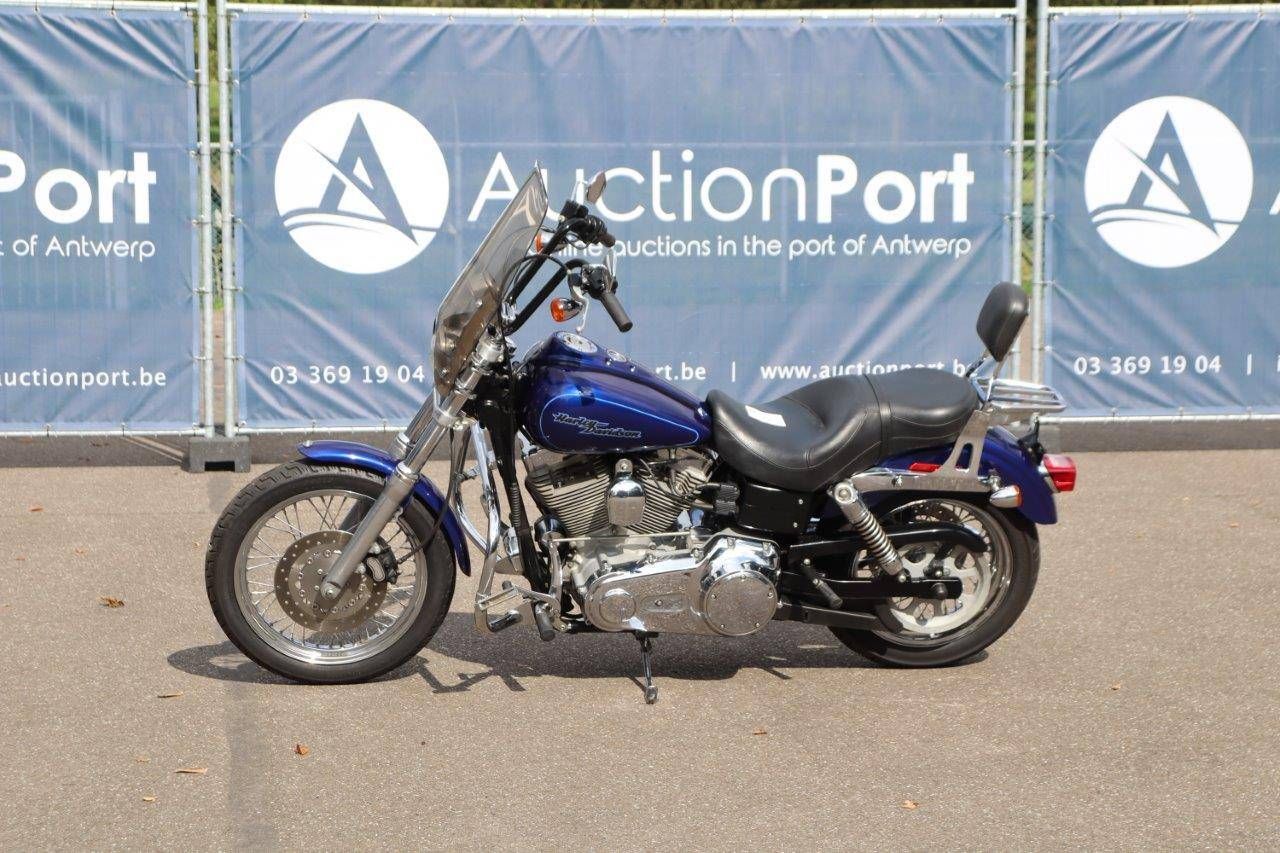 Motorcycle Harley-Davidson Dyna Super Glide Custom Petrol 2006
