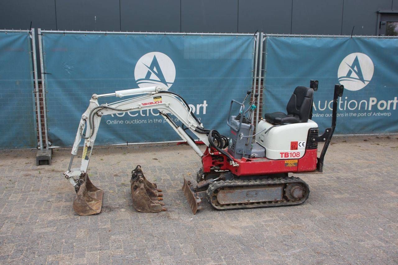 Mini excavator Takeuchi TB108 Diesel 2006