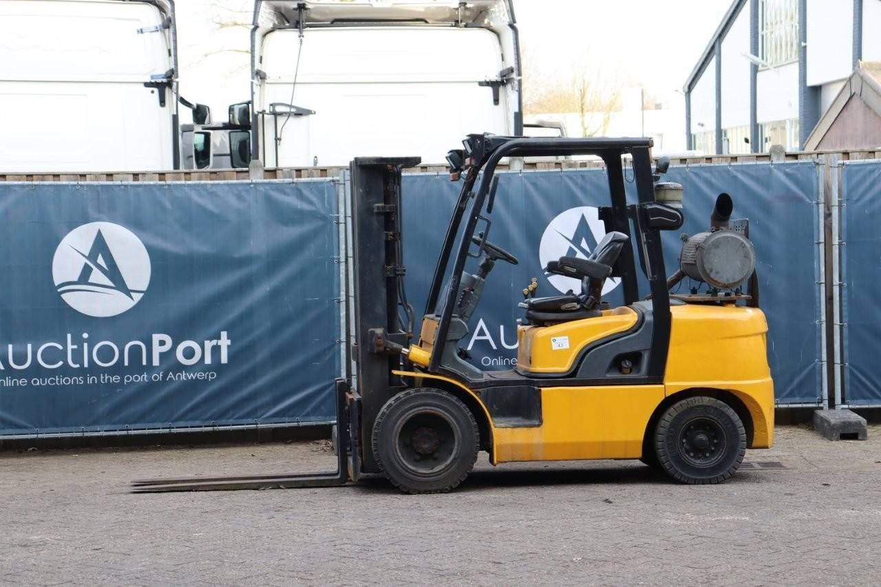 Forklift Hyundai 33D-7 Diesel 2000kg 2012