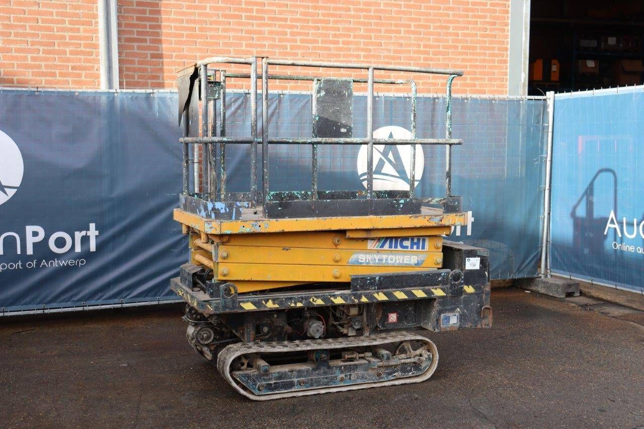 Scissor lift Aichi RV041 Electric 6m 1993