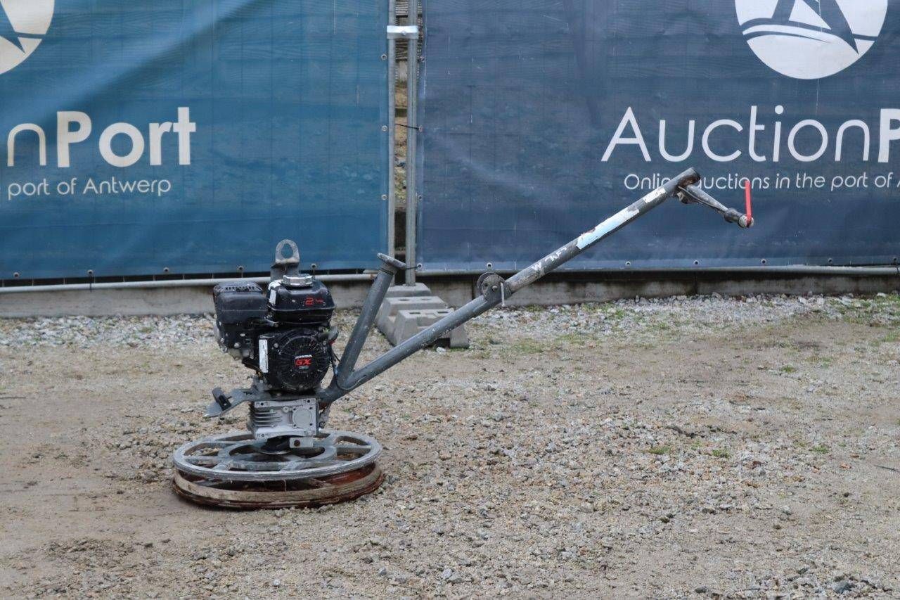 Butterfly machine Wacker Neuson TROWEL CT24-4A Petrol 2017