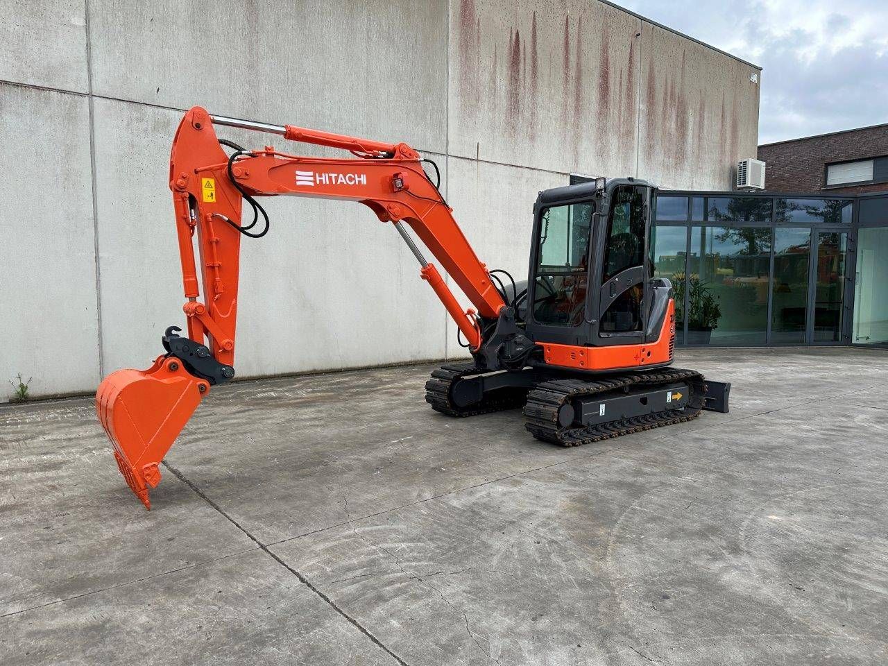 Crawler excavator Hitachi ZX60USB-3F Diesel 2013