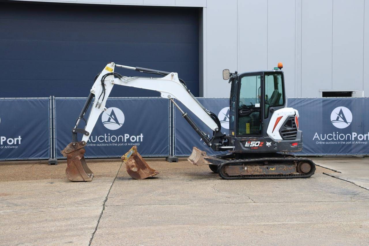 Pelle sur chenilles Bobcat E50Z Diesel 31 kW 2021