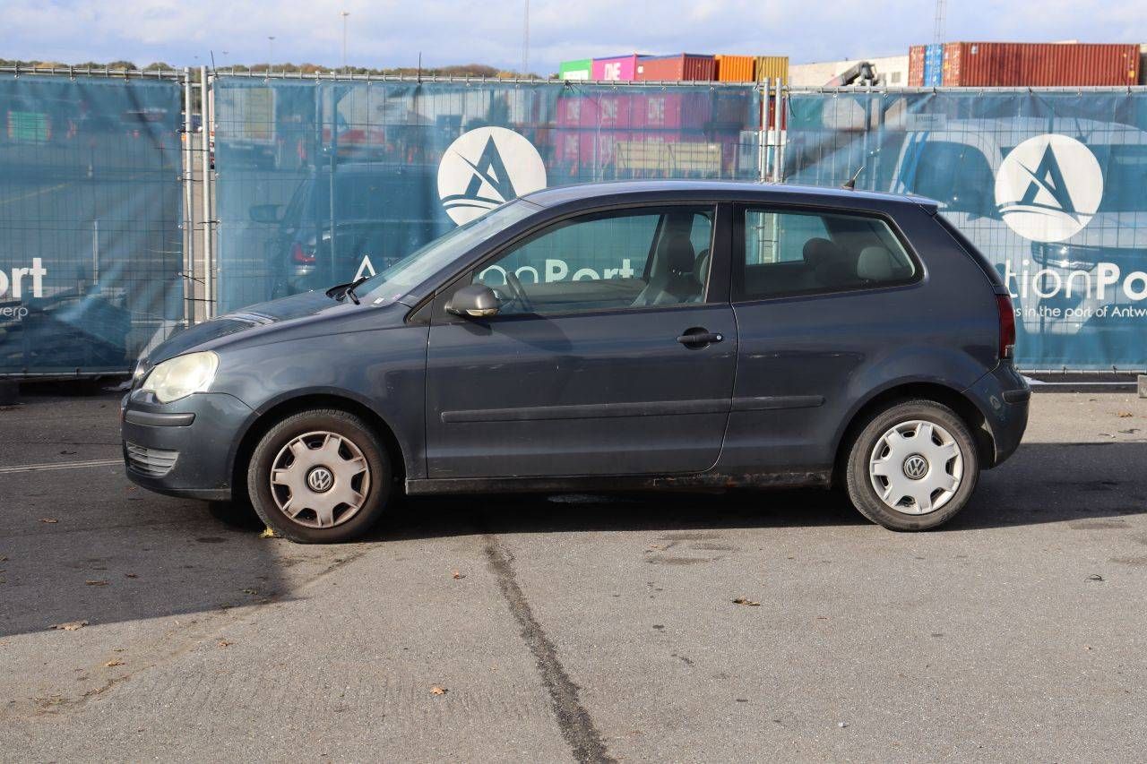 Passenger car Volkswagen Polo Petrol 65hp 2007 (Margin)