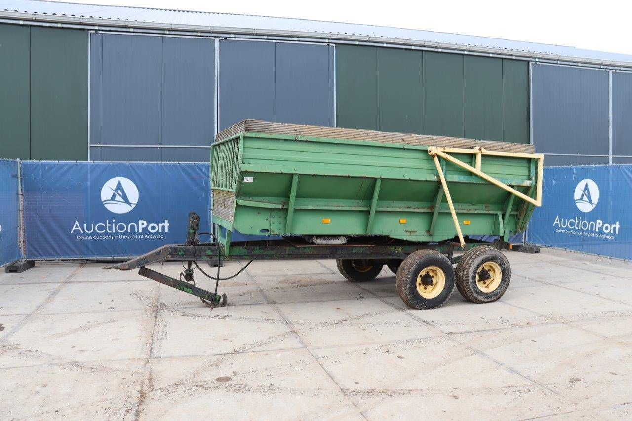 Agricultural trailer
