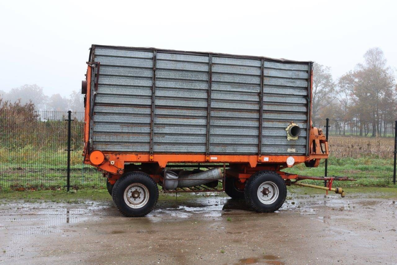 Silage wagon