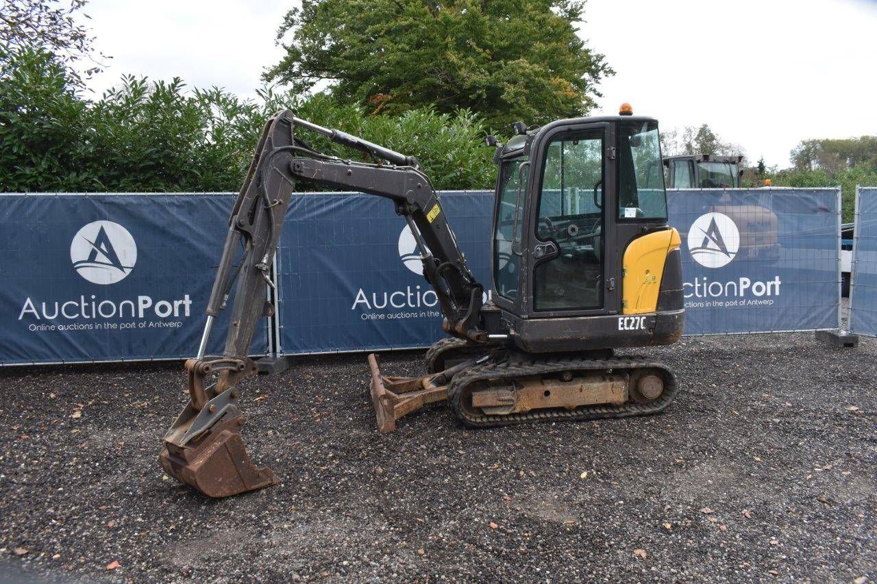 Mini digger Volvo EC27C Diesel