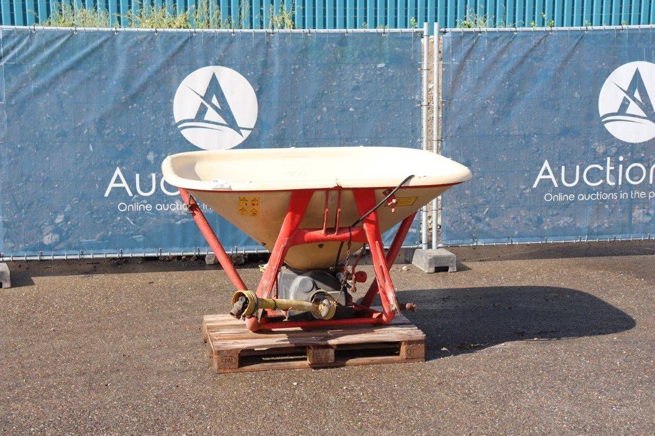 Fertilizer spreader Vicon PS604-754