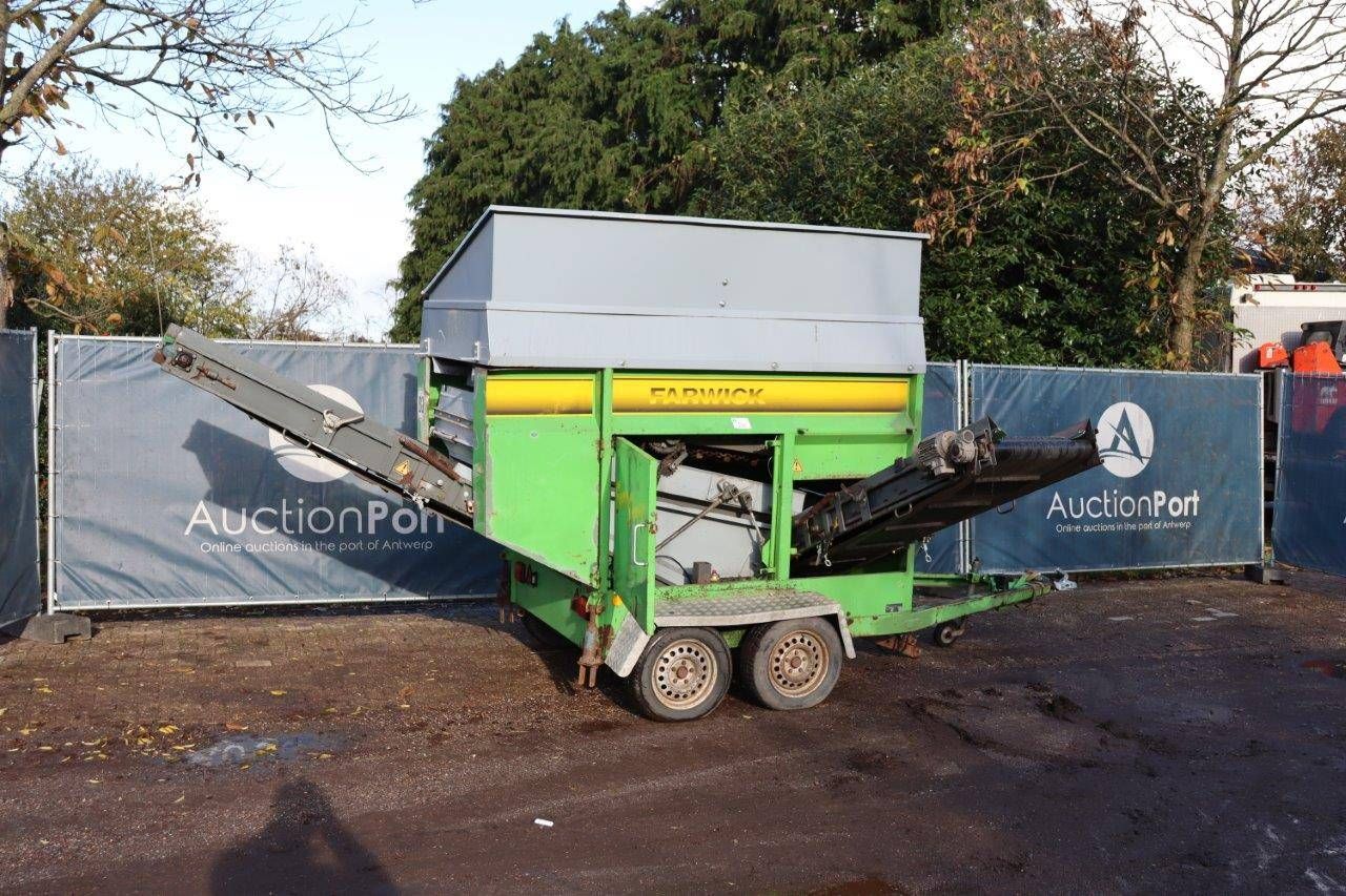 Soil Screen Trailer Farwick