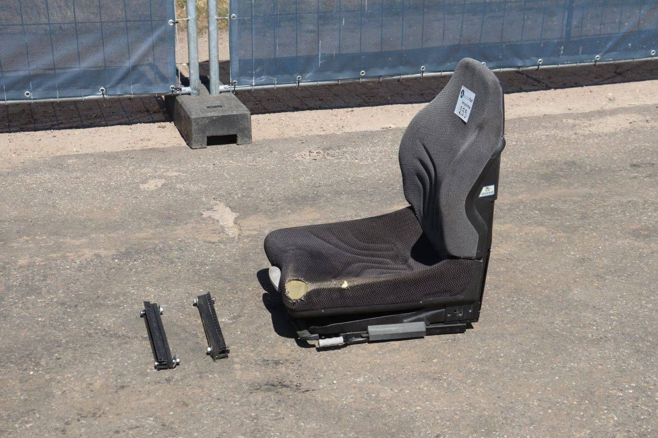 Machine chair
