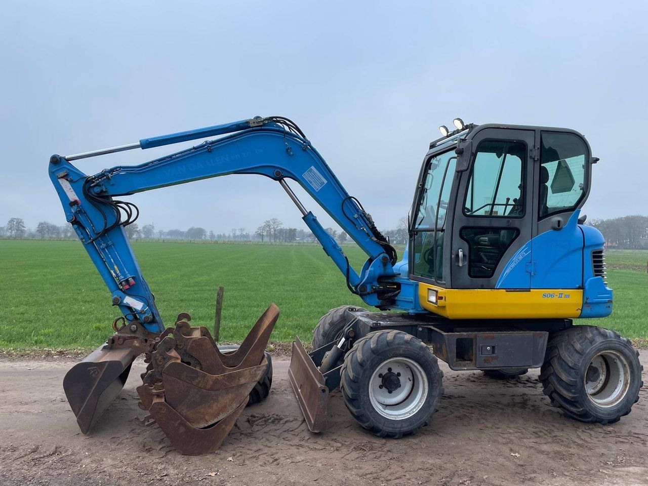Doosan DX55 WD Diesel Wheeled Excavator 2010