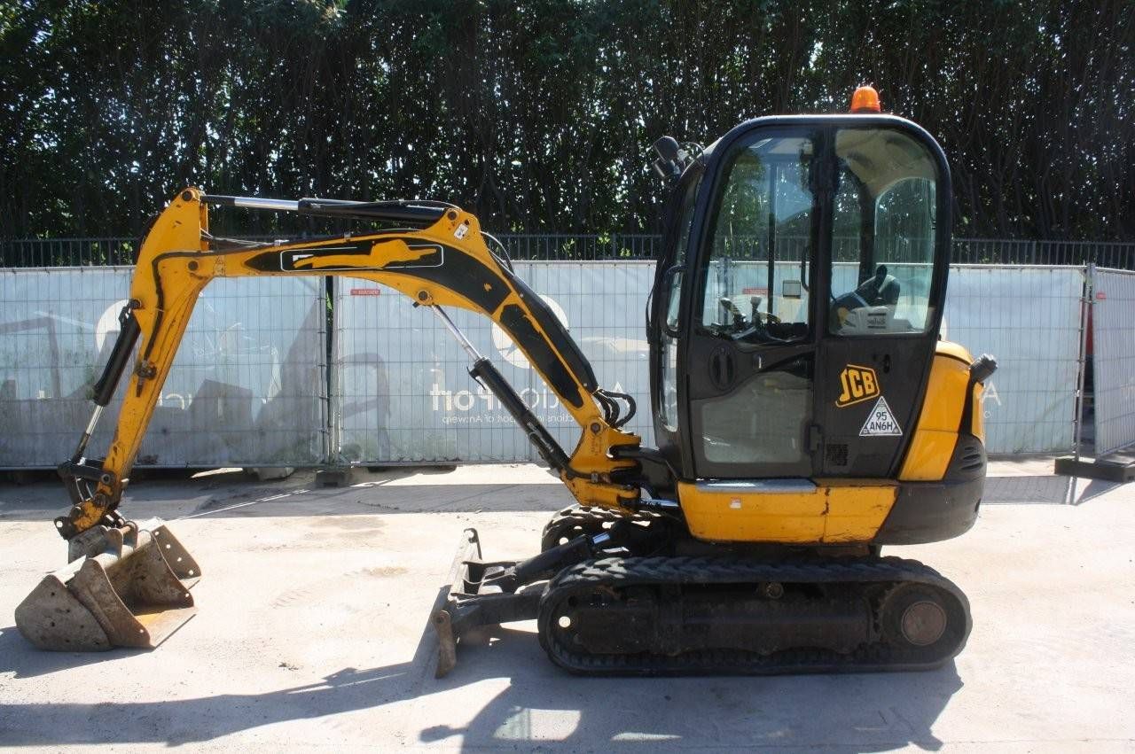 Crawler excavator JCB 8026CTS Diesel 2016