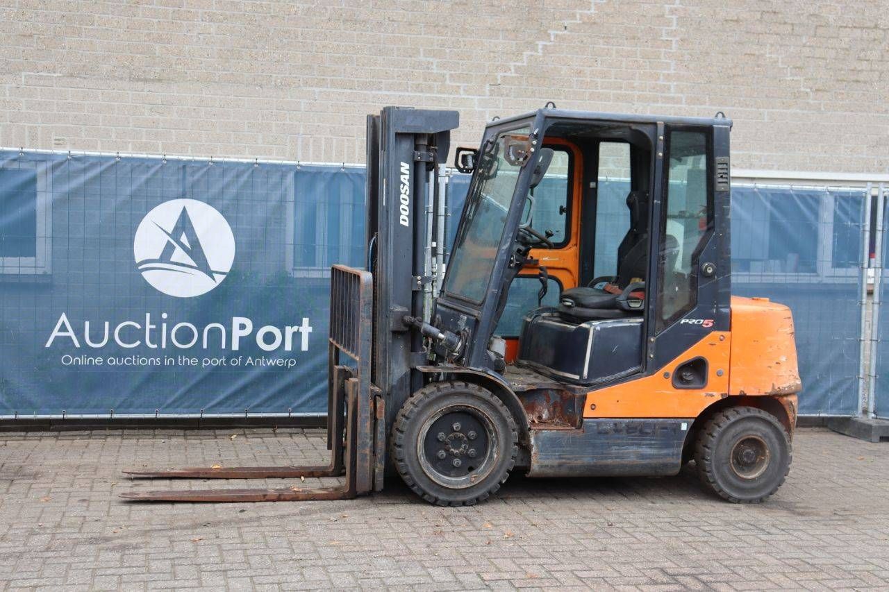 Forklift Doosan D30S-5 Diesel 3000kg 4.73m 2013
