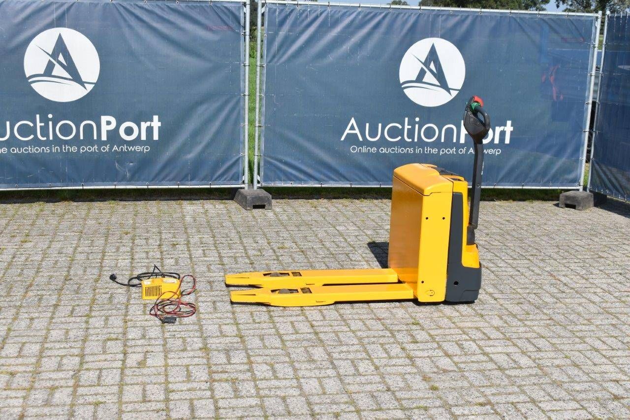 Pallet truck Jungheinrich EJE 116 Electric 1600kg