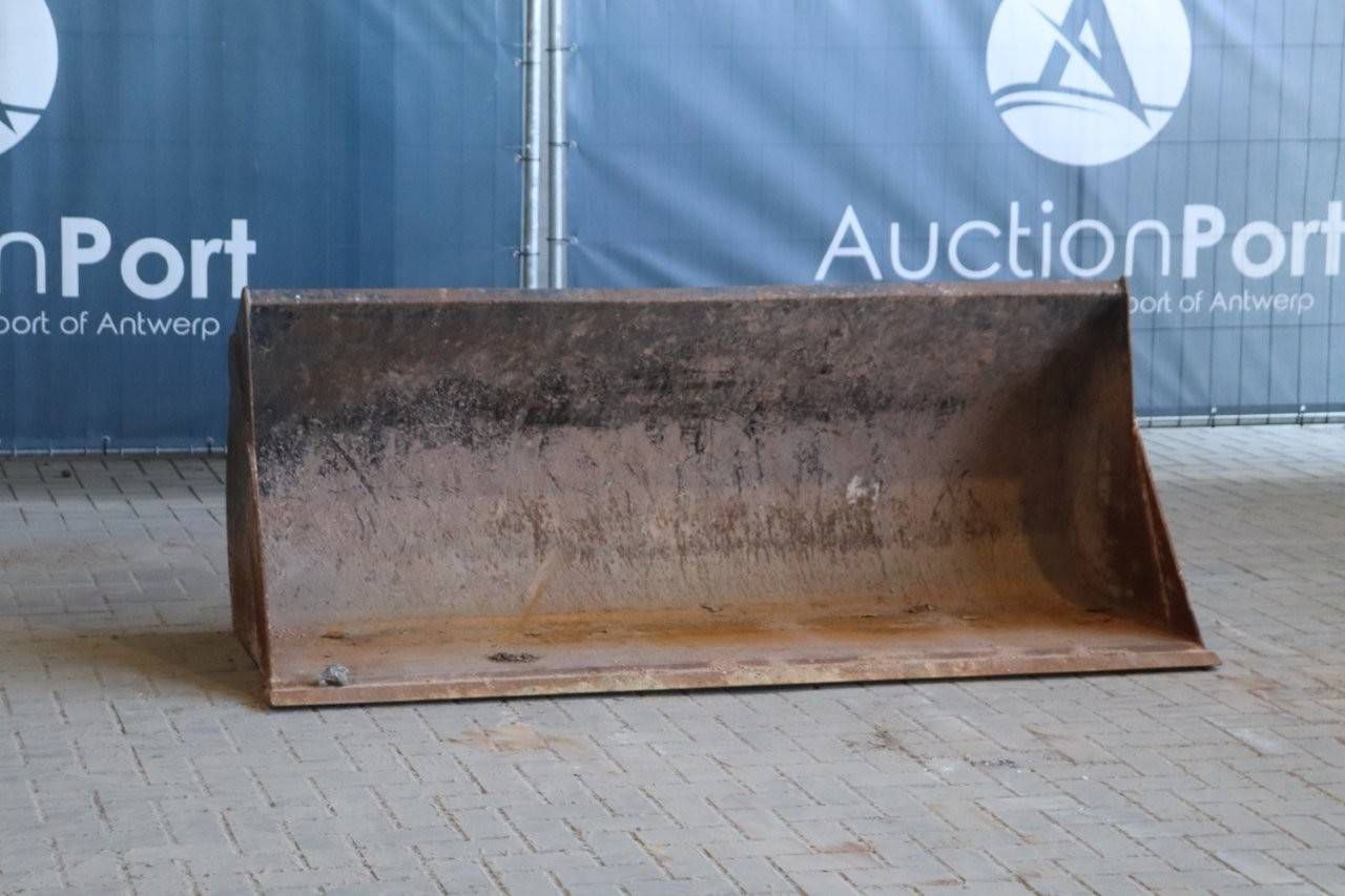 Ground bucket Beco LDB940-24 2009