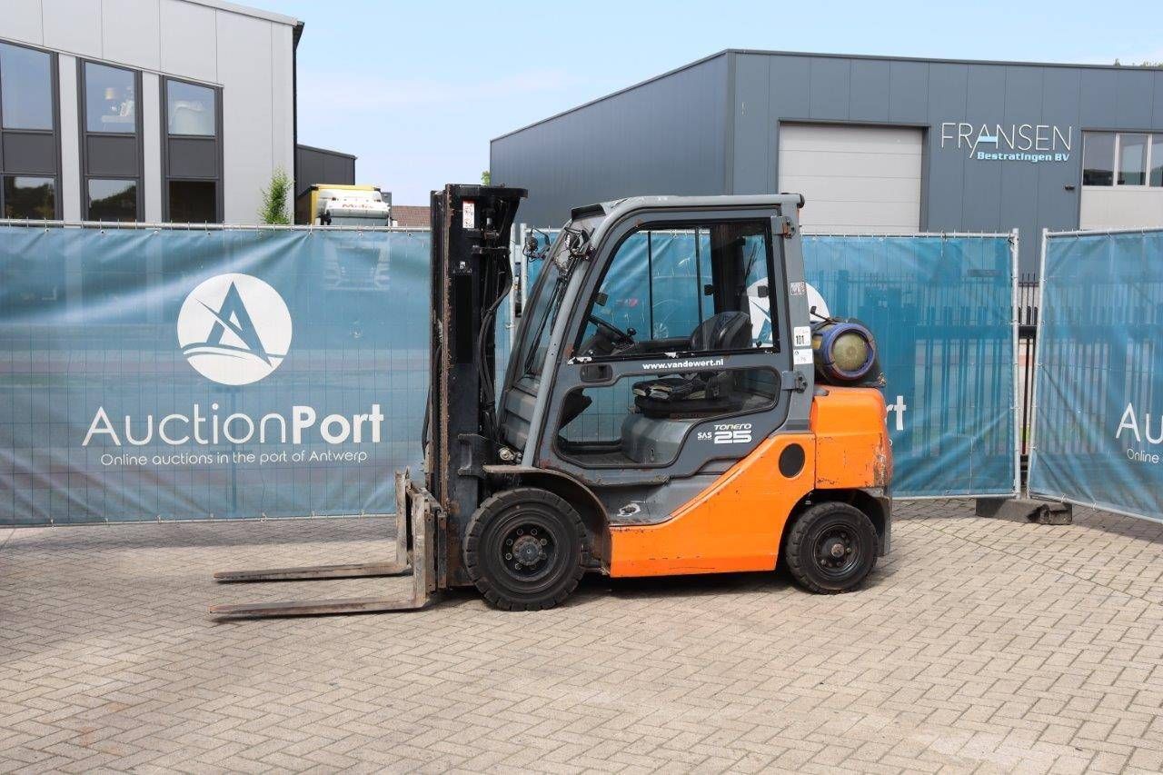 Forklift Toyota 02-8FGF25 LPG 2500kg