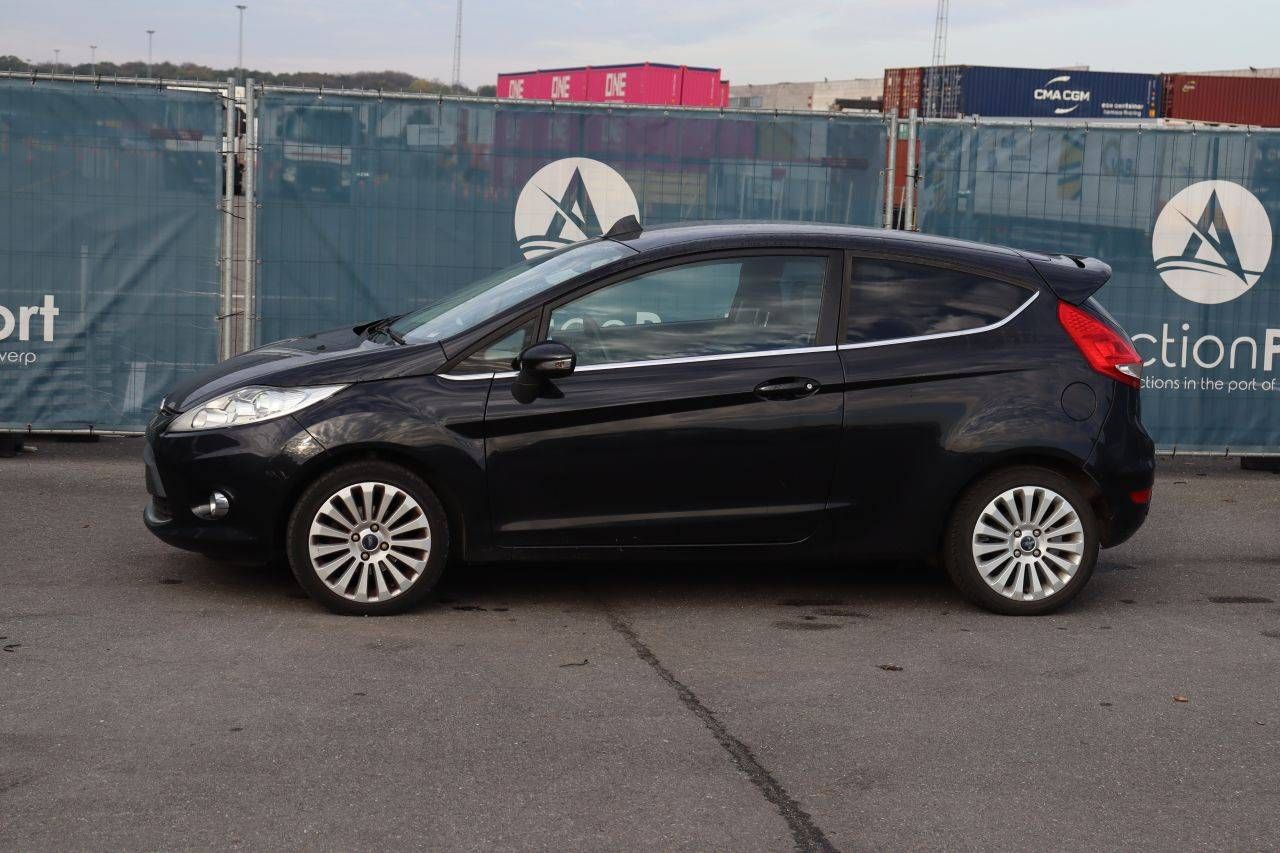 Passenger car Ford Fiesta Petrol 82hp 2010 (Margin)