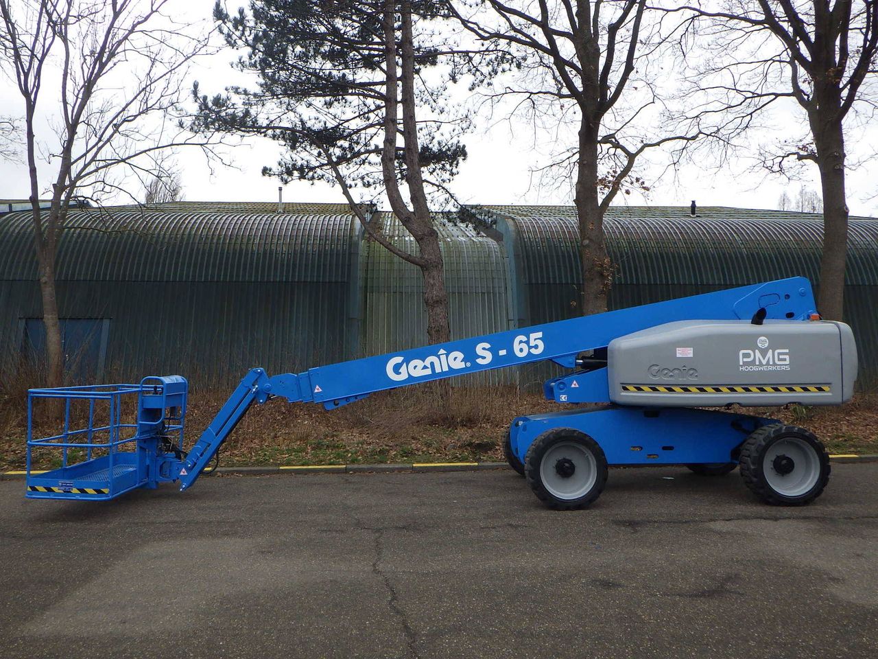 Telescopic boom lift Genie S-65 Diesel 21.80m 2007