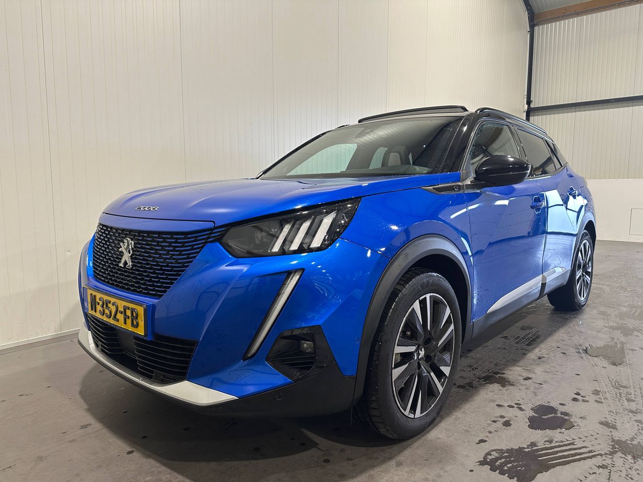 SUV Peugeot 2008 Electric 136 hp 2021 (Margin)